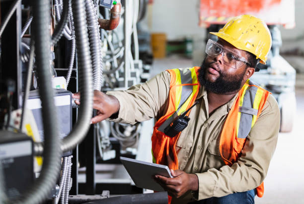 Best Electrical Contractors for Businesses  in Olivet, MI
